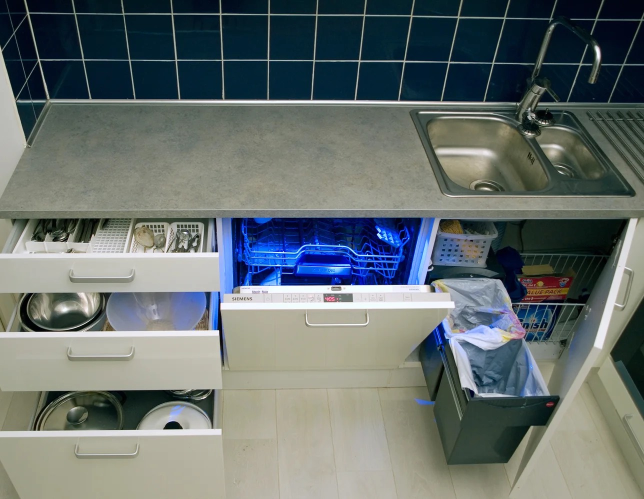 Dishwasher Leak Water Removal in Hialeah, FL